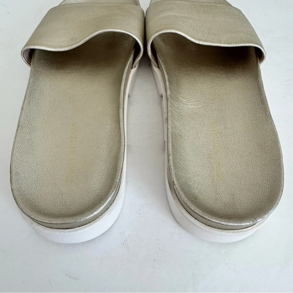 STUART WEITZMAN Landside Pewter Metallic Leather Slide Sandals 8.5